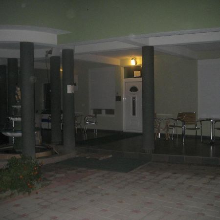 Guest House Vila Mimoza Ulcinj Esterno foto