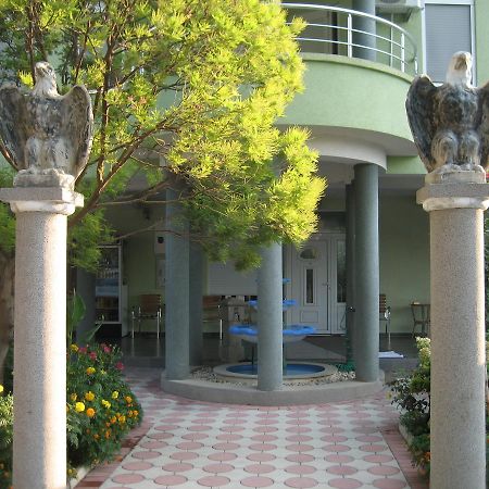 Guest House Vila Mimoza Ulcinj Esterno foto