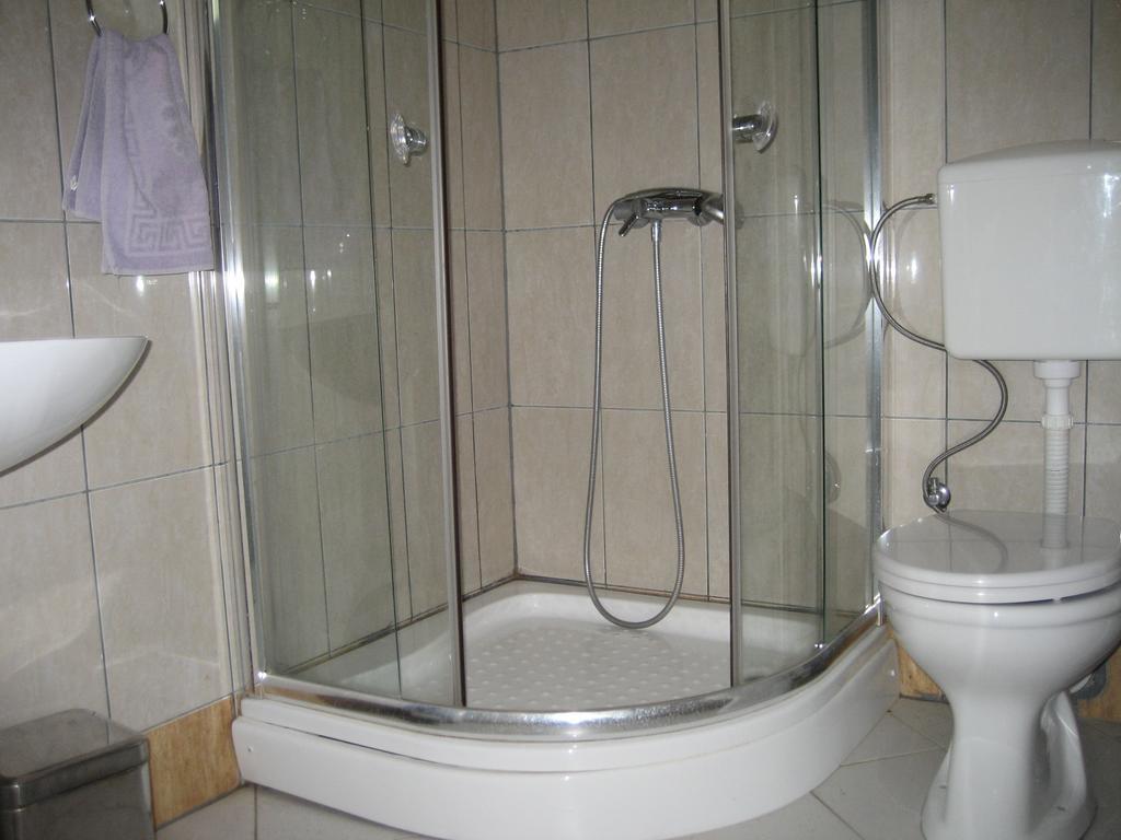 Guest House Vila Mimoza Ulcinj Esterno foto