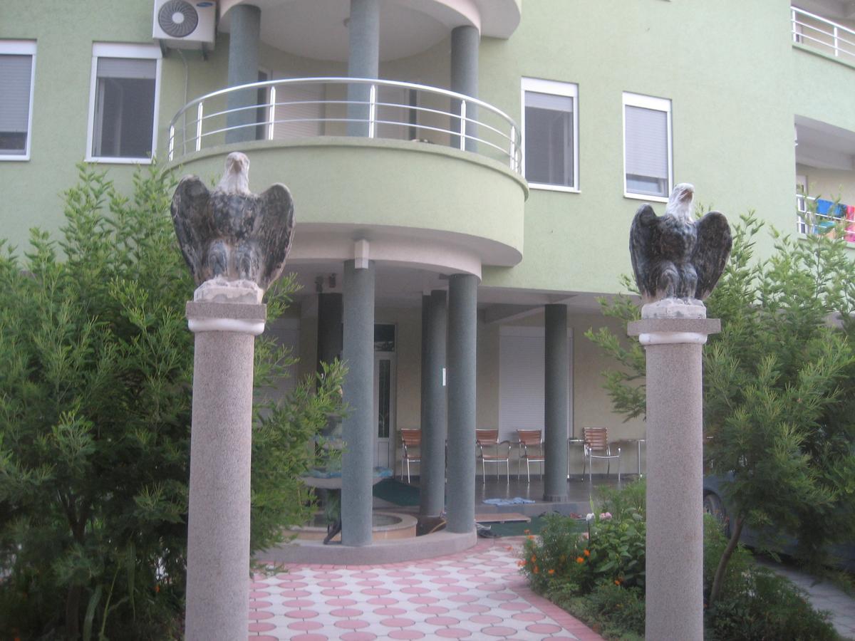 Guest House Vila Mimoza Ulcinj Esterno foto
