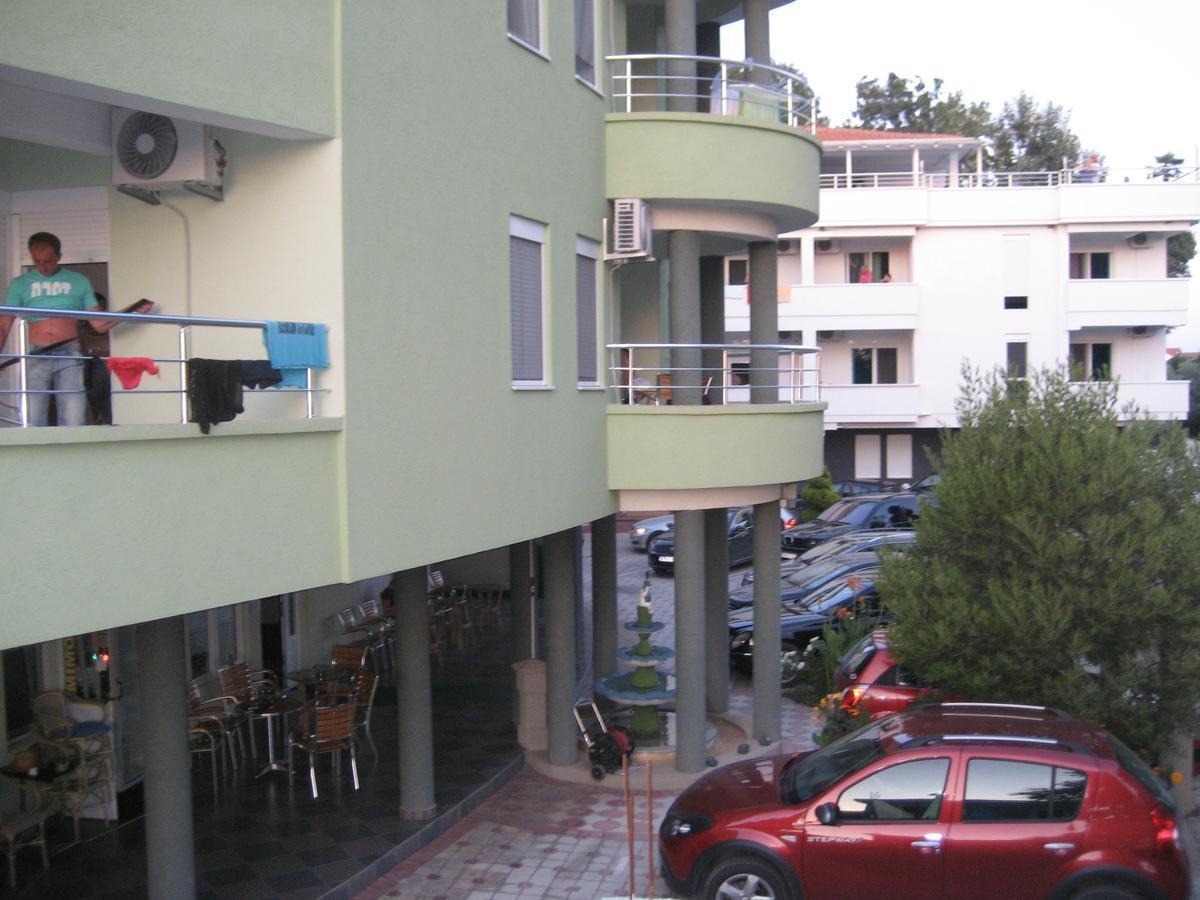 Guest House Vila Mimoza Ulcinj Esterno foto