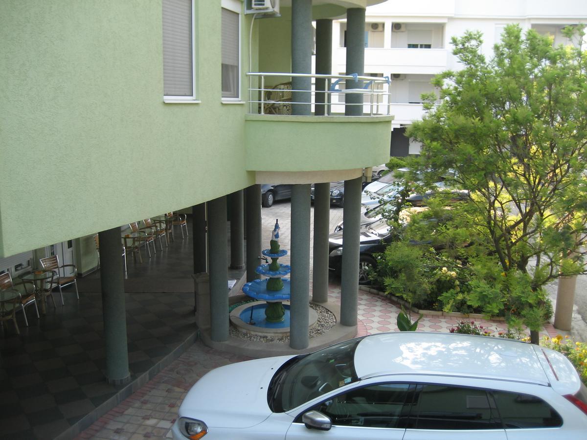Guest House Vila Mimoza Ulcinj Esterno foto