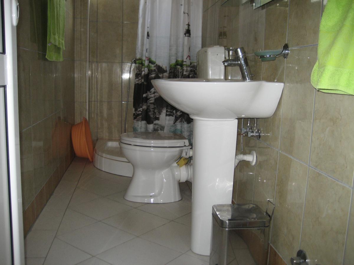 Guest House Vila Mimoza Ulcinj Esterno foto