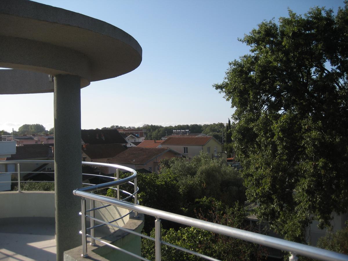 Guest House Vila Mimoza Ulcinj Esterno foto