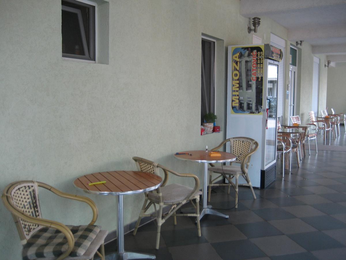 Guest House Vila Mimoza Ulcinj Esterno foto