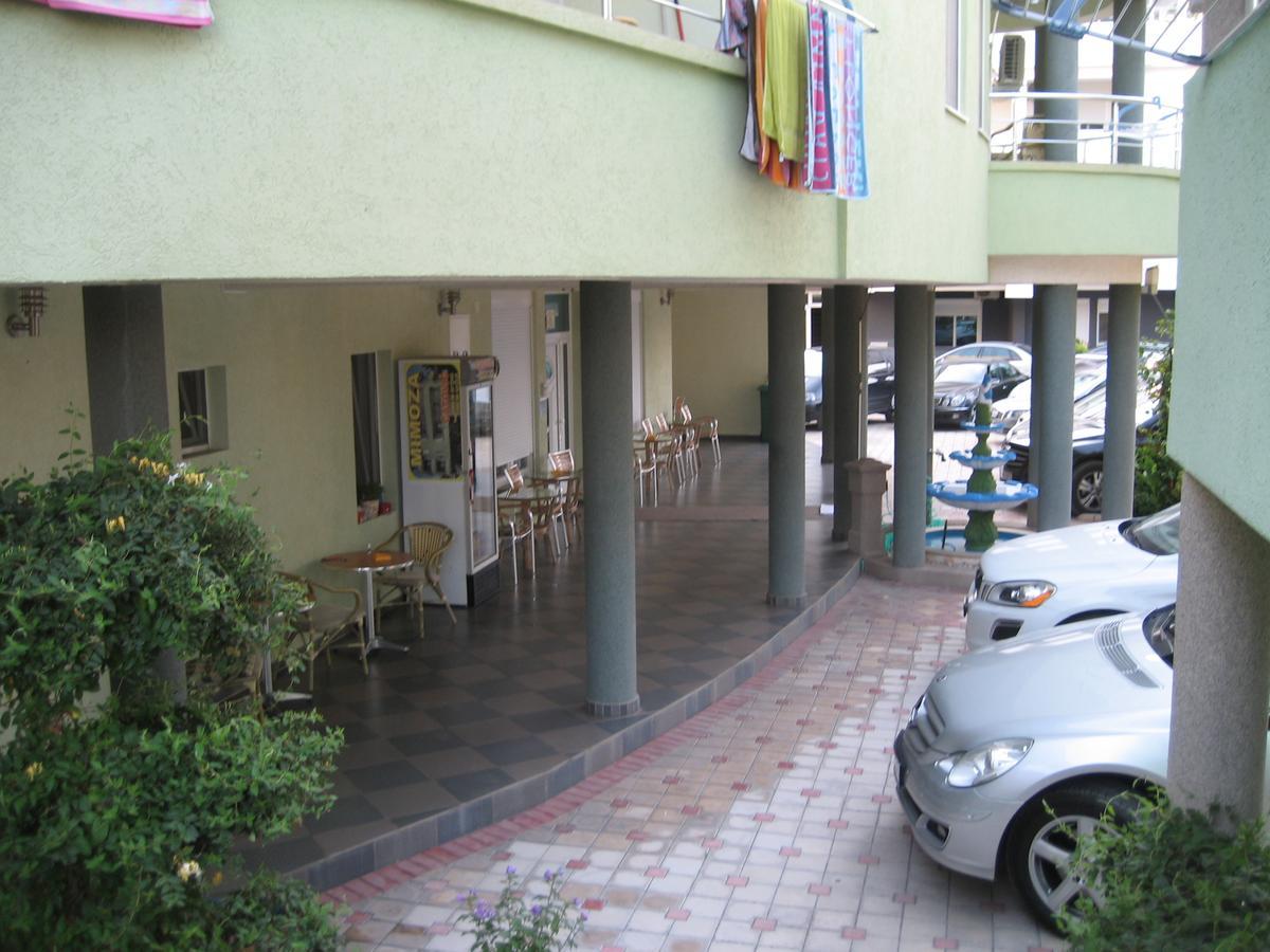 Guest House Vila Mimoza Ulcinj Esterno foto
