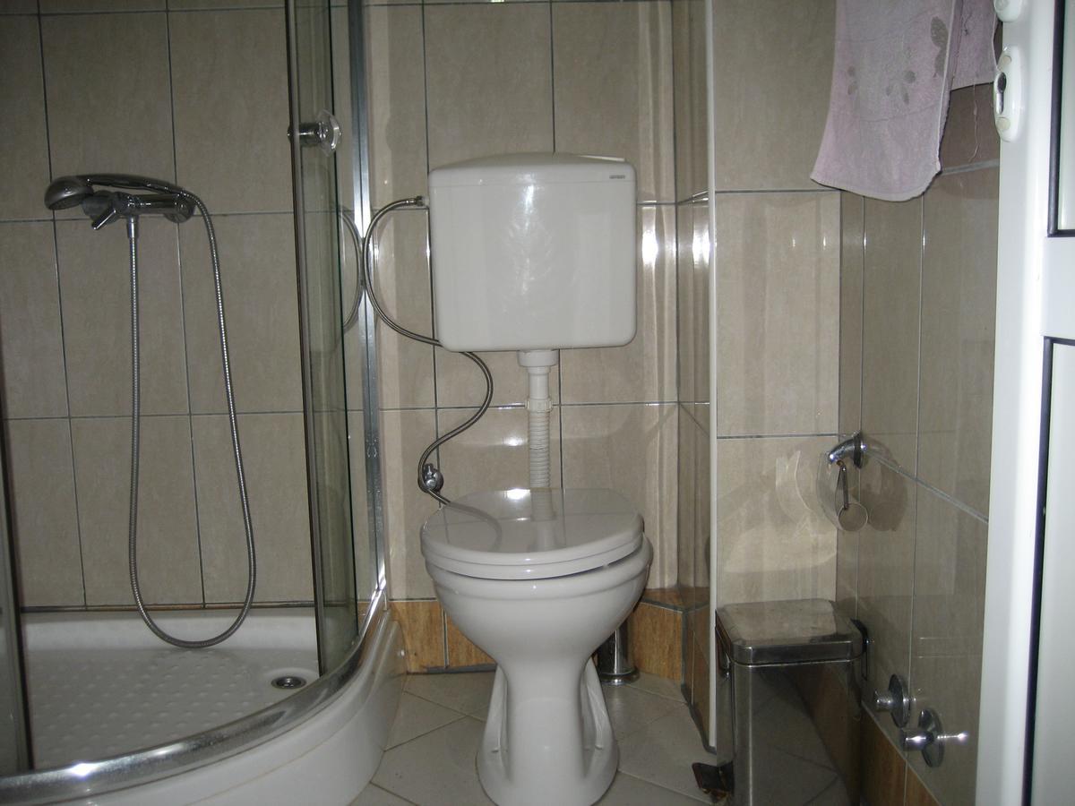 Guest House Vila Mimoza Ulcinj Esterno foto